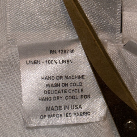 Finley 100% Linen Bell Cuff Button Back Blouse Size Small - Picture 7 of 7